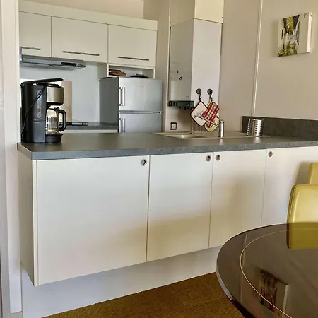 Appartement Résidence Eugenie - T2 Vue Bassin, Accès Direct Plage, Mae-8914 *